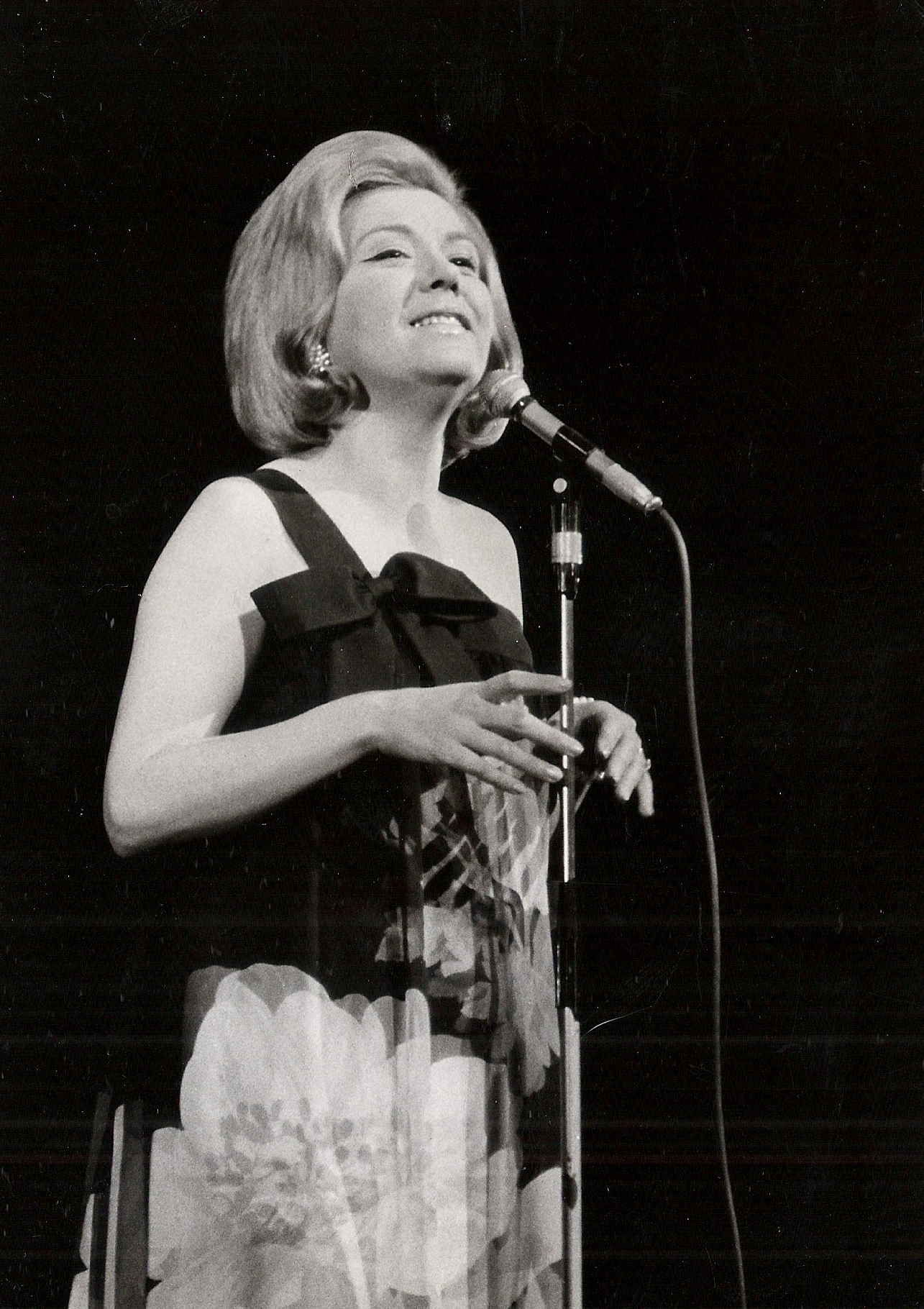 Helen Merrill