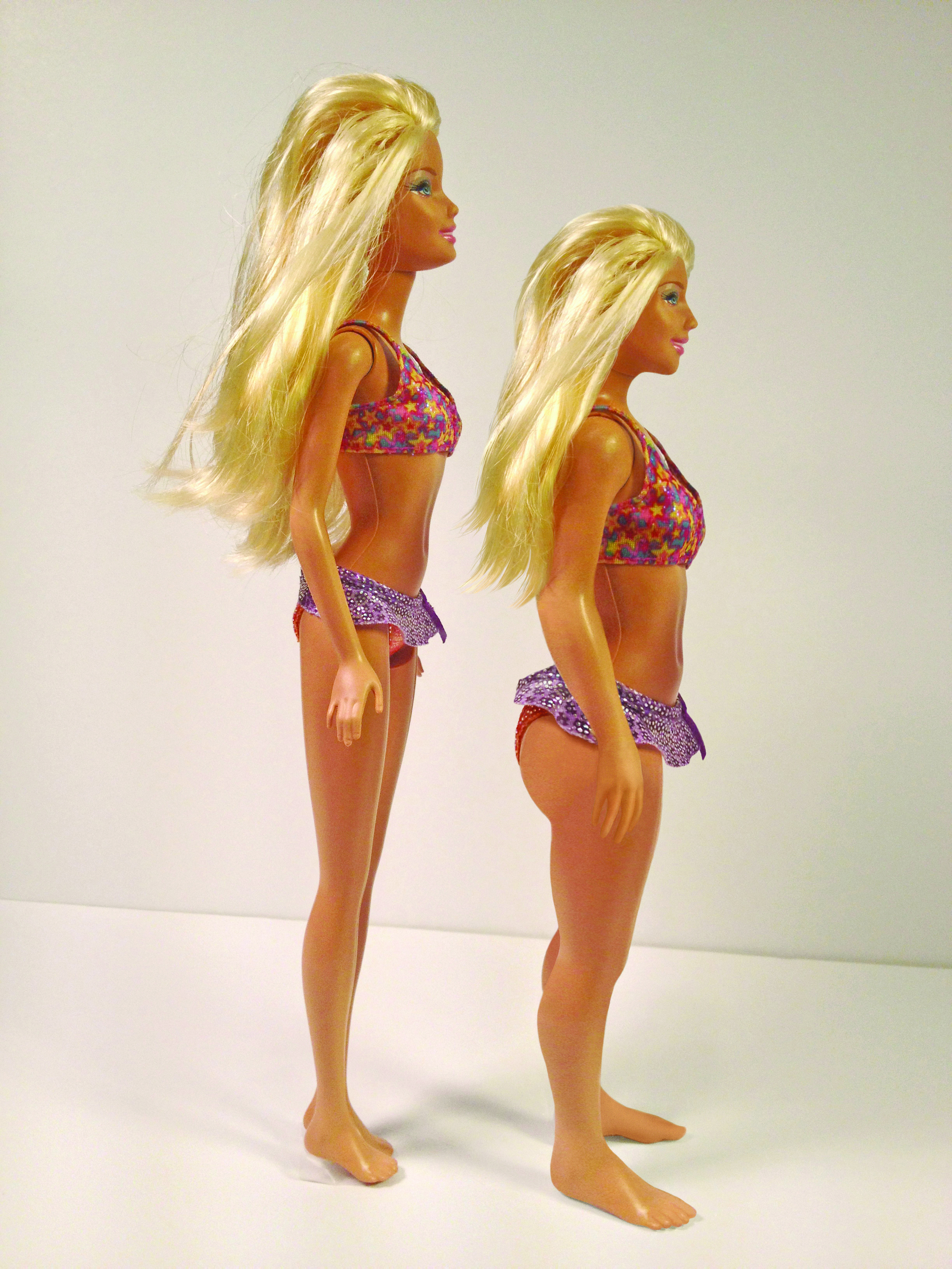 ZOOM_W27_BARBIE_2