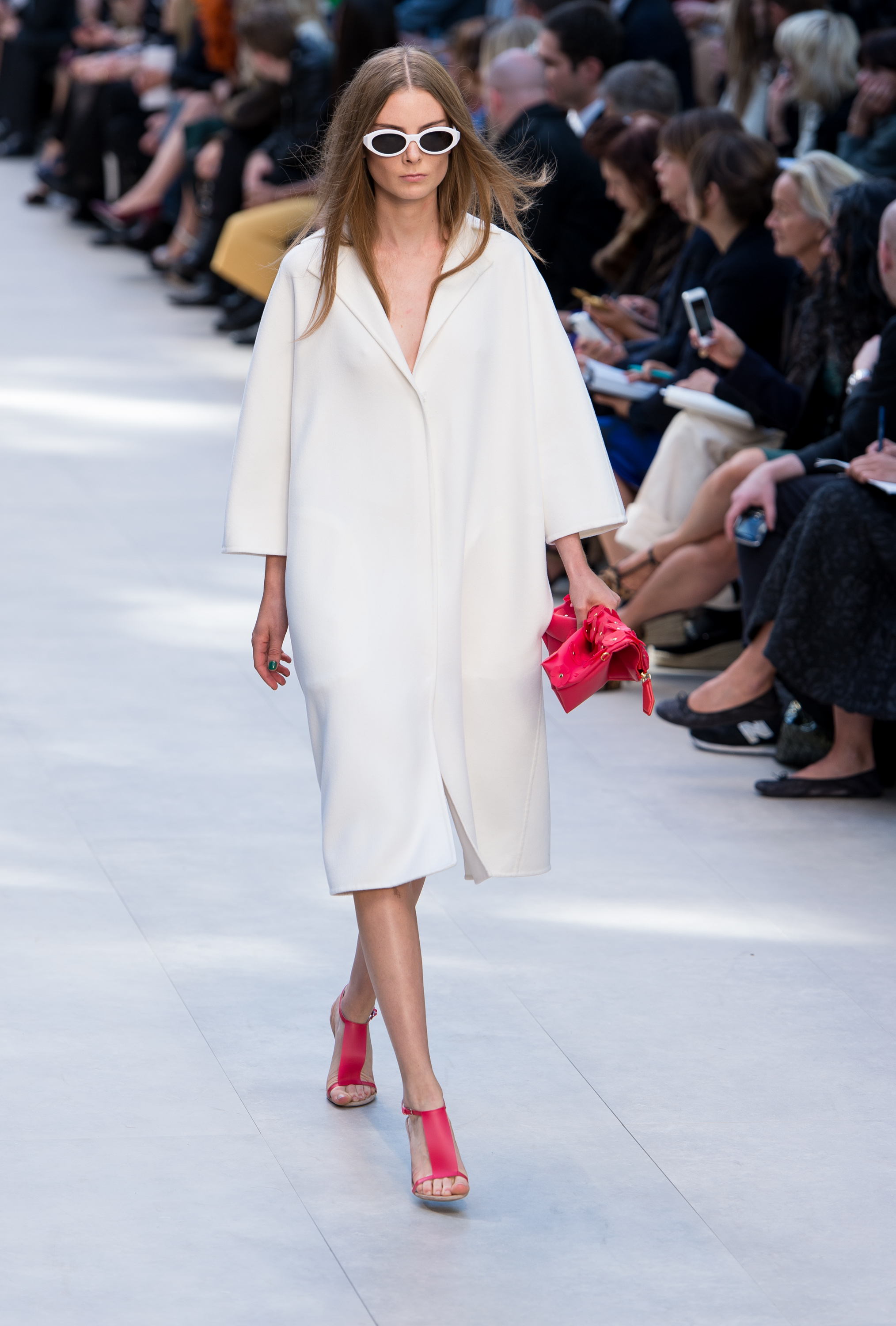Burberry Prorsum - Runway: London Fashion Week SS14