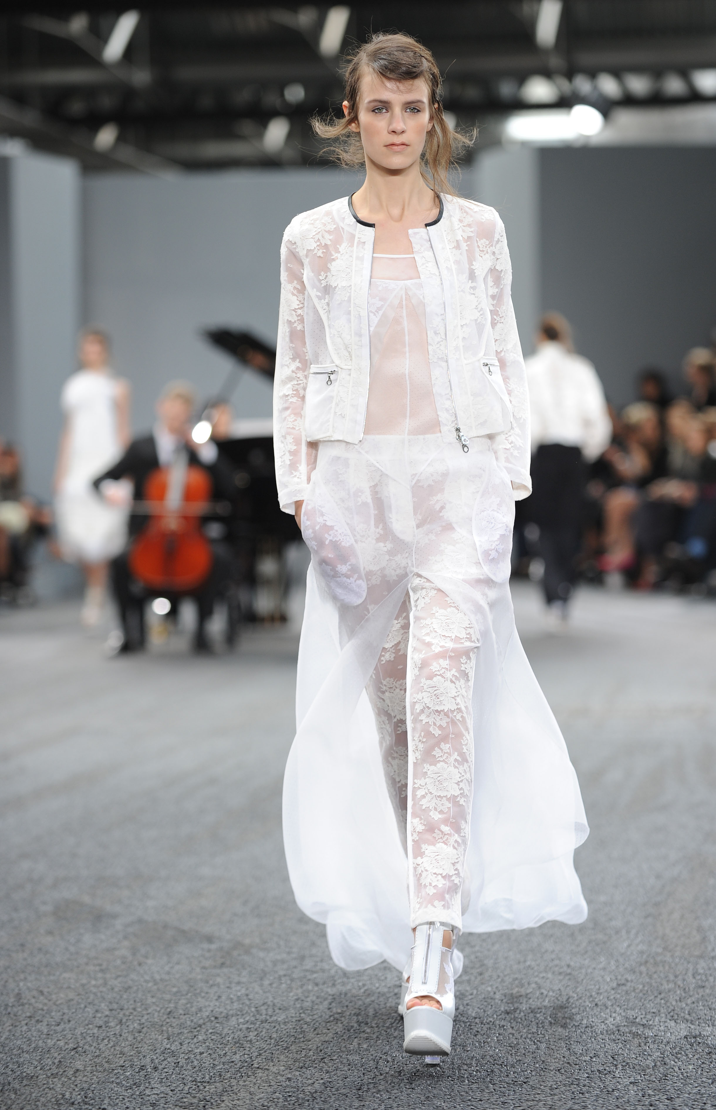 Erdem - Runway: London Fashion Week SS14