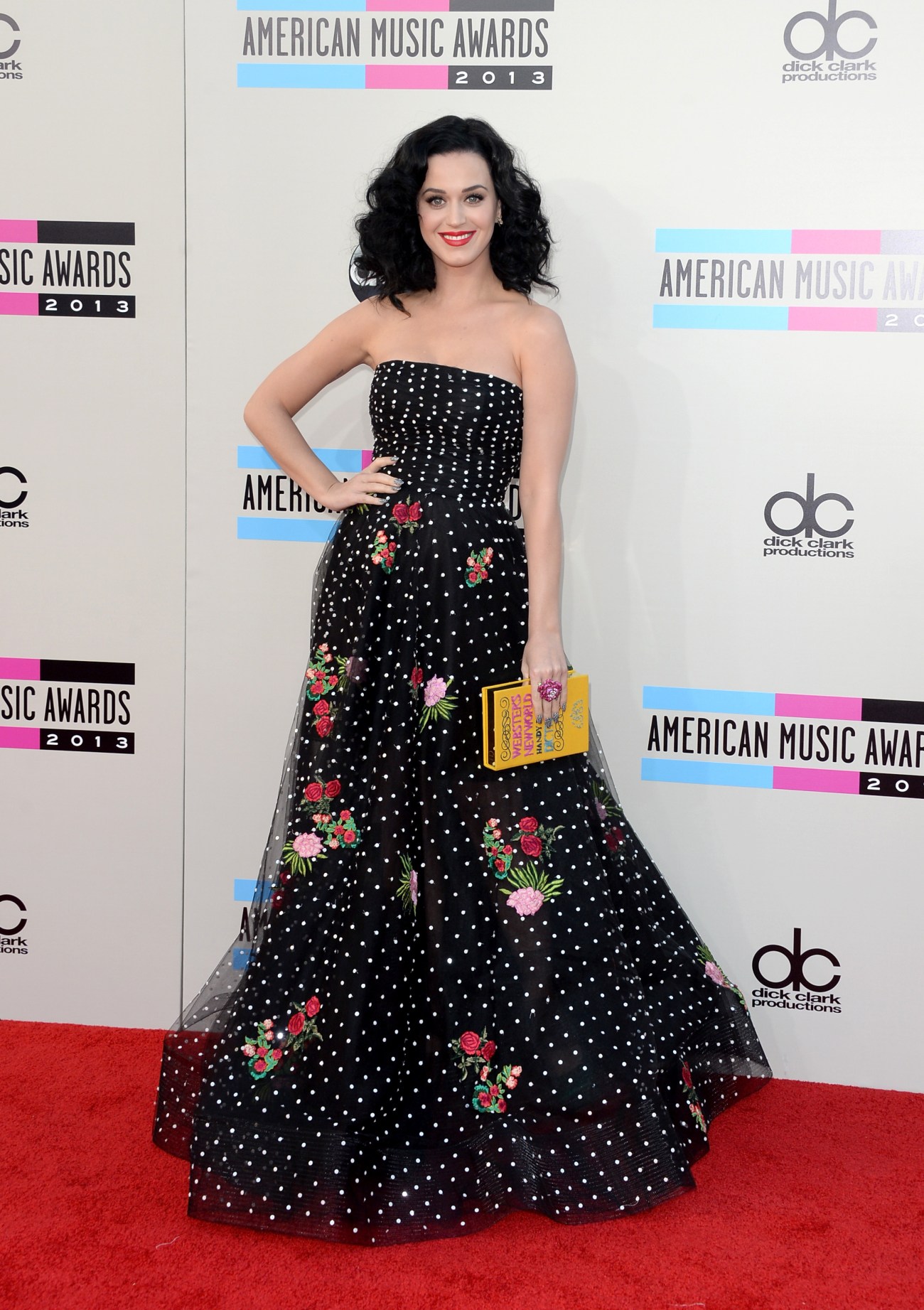 2013 American Music Awards - Arrivals