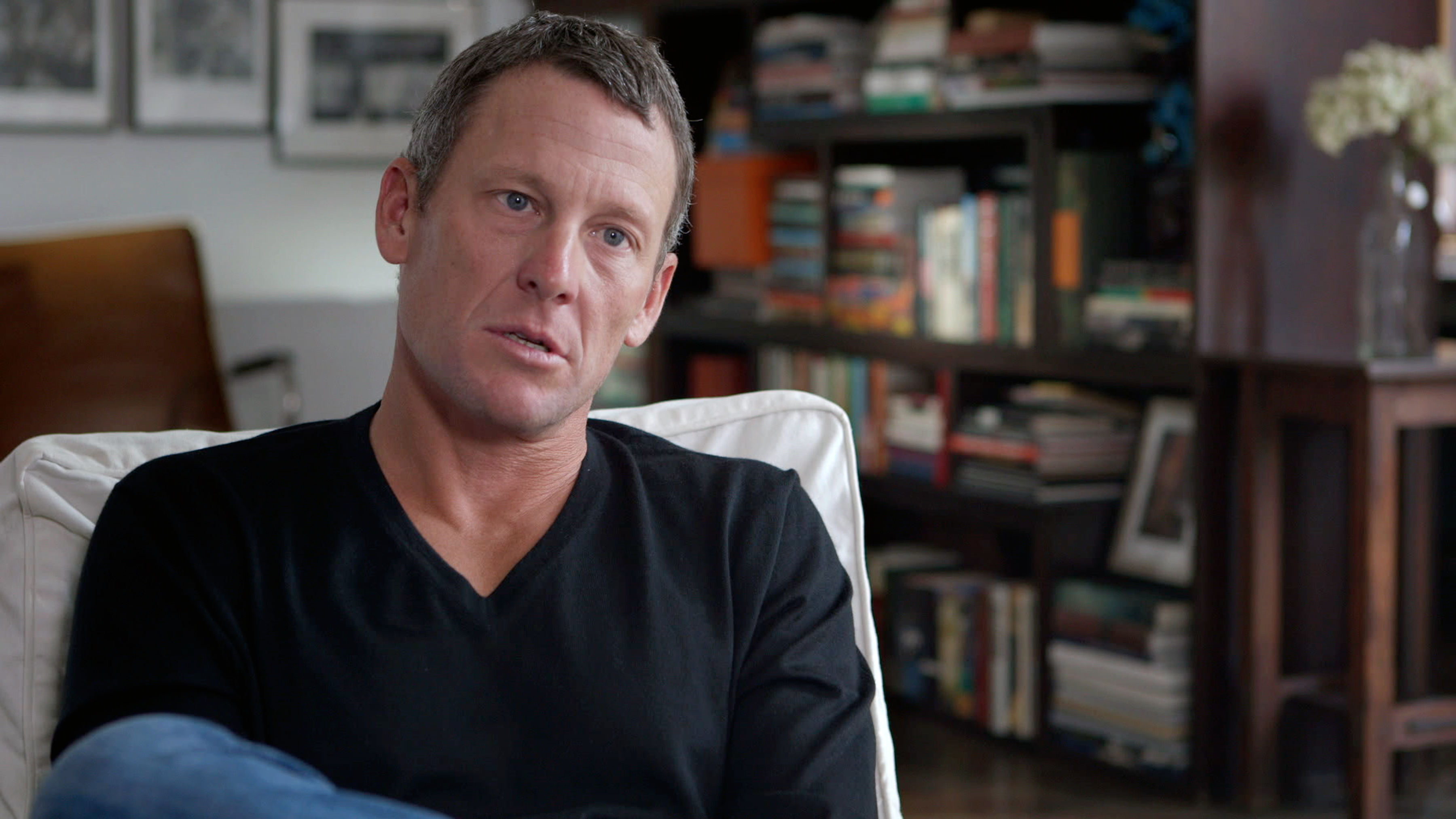 Armstrong Lie 2 crédit Maryse Alberti:Sony