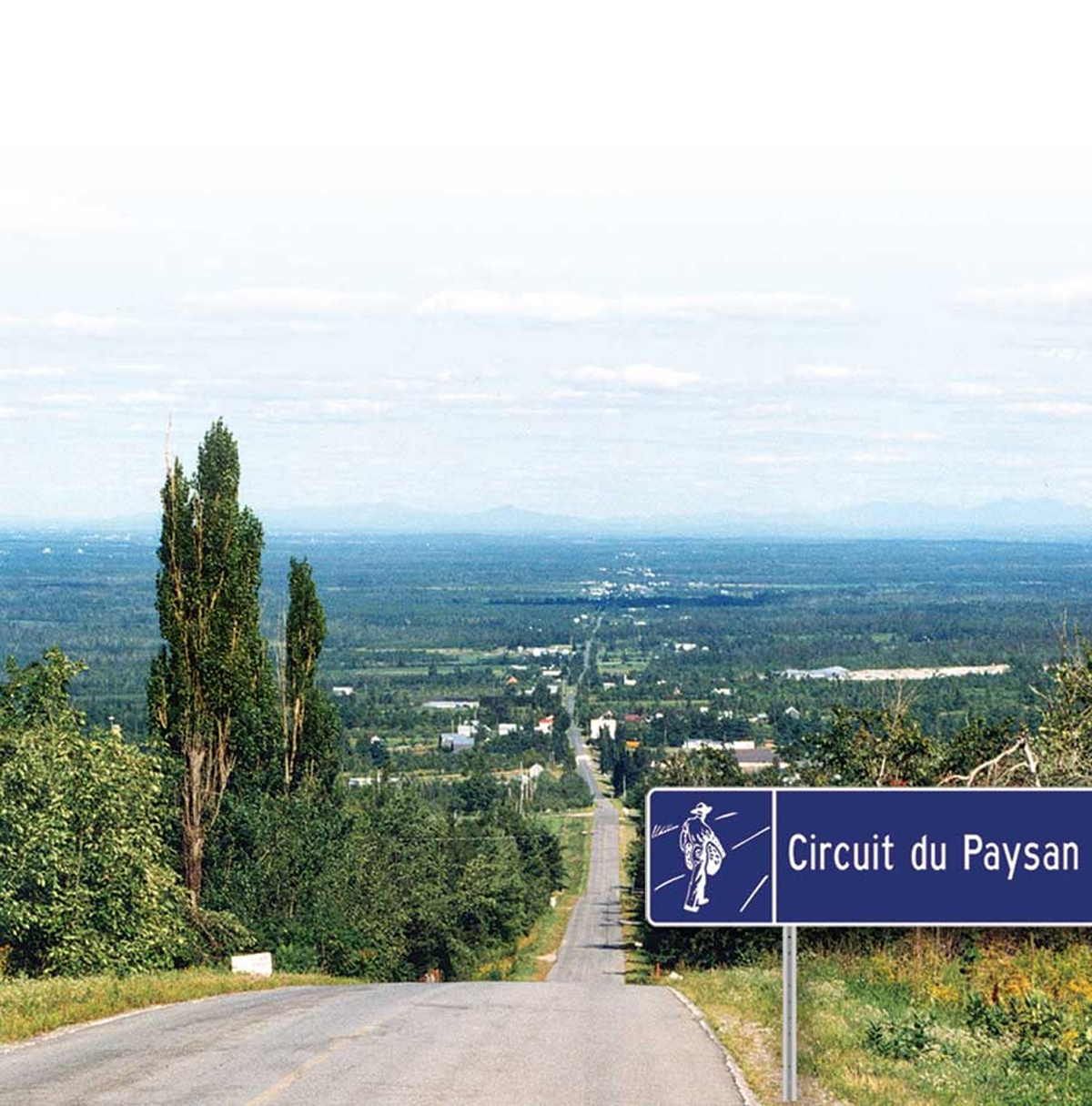 sur la route-circuit du paysan