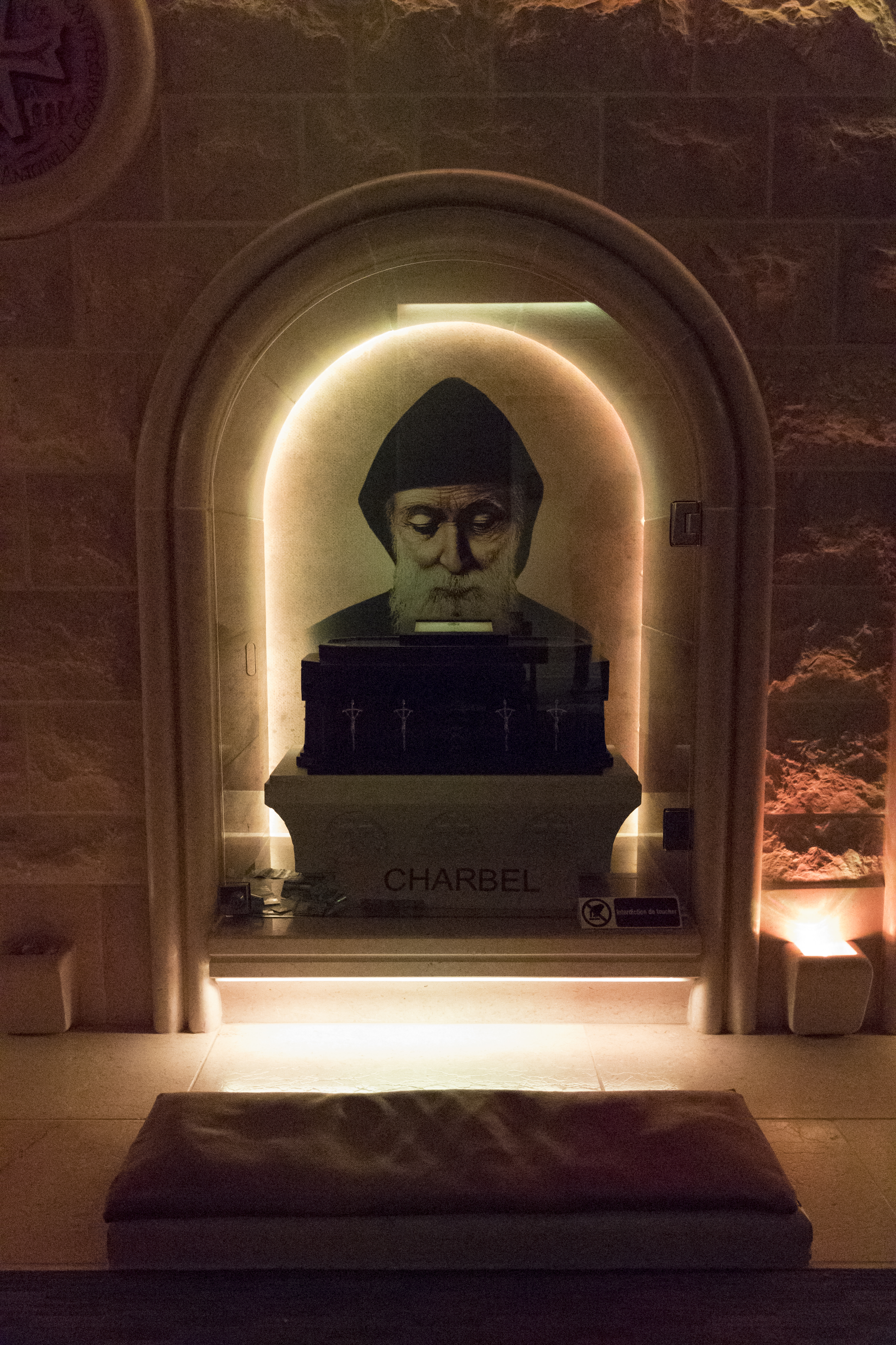 Un Monastere Au Grand Cœur