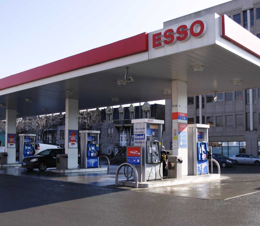 Forte hausse du prix de l'essence au Québec