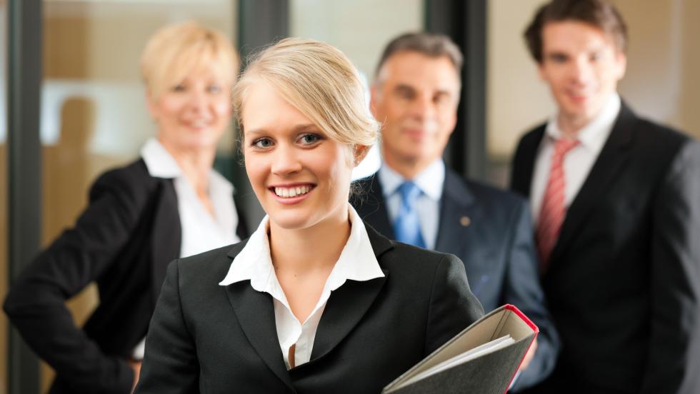 Former des stagiaires en droit, un défi.
