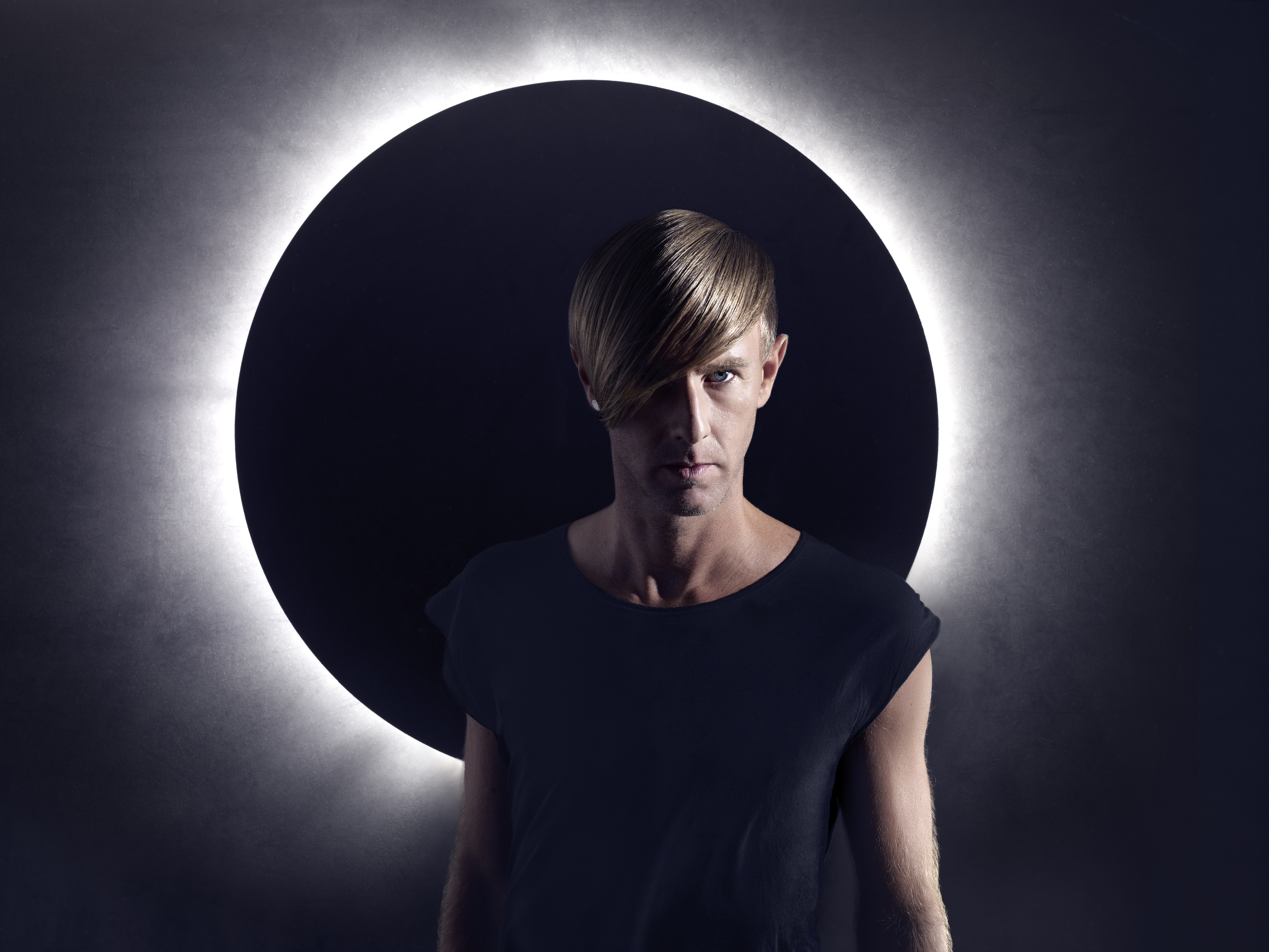 Enter richie hawtin. Richie 15523. Richie hawtin. Richie hawtin plastikman. Richie calhoun.