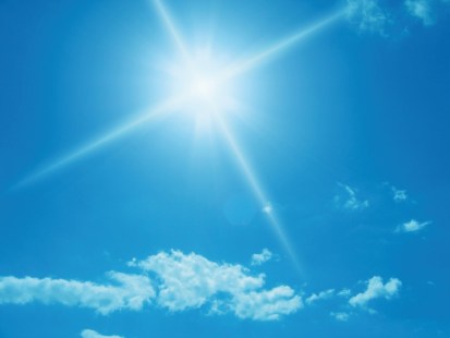 La chaleur fait son grand retour avec des pics à 35 degrés et des ressentis encore plus chauds. Pour lutter contre les températures caniculaires, voici quelques conseils.