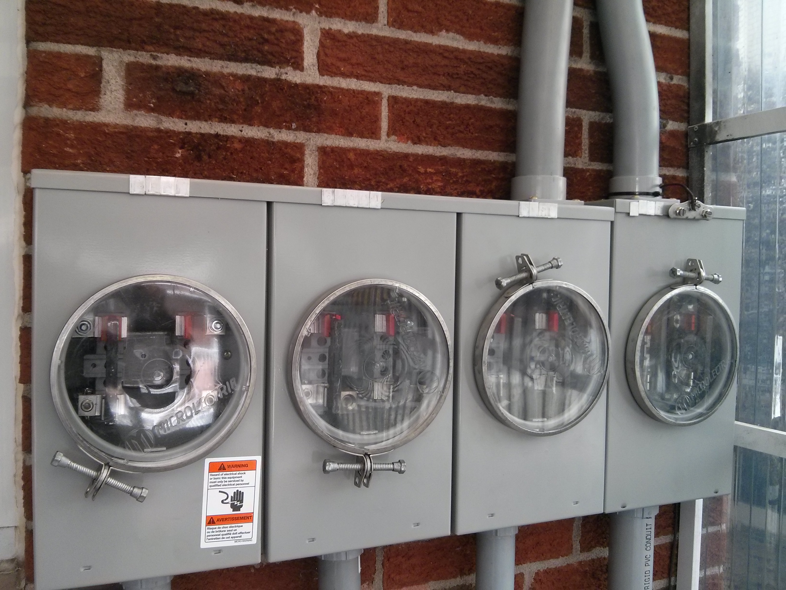 Hydro Quebec Veut Rassurer Ses Clients