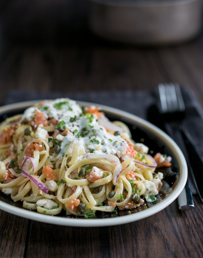 Recette de Pâtes express au saumon fumé et à la feta fondante