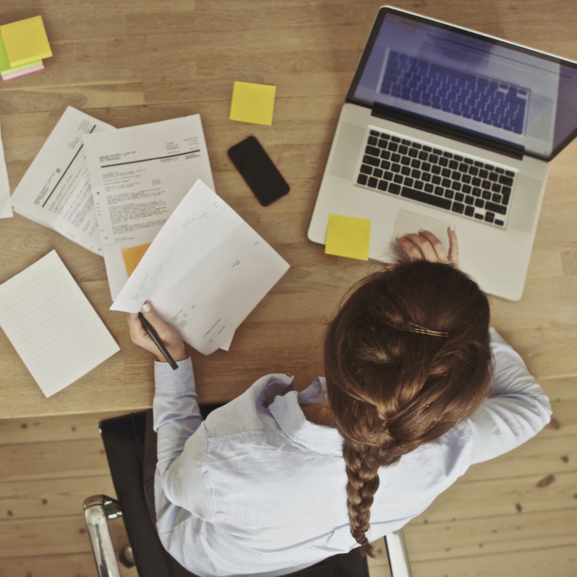 Maux tête exercice mobilité travailler bureau
