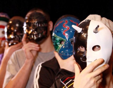 Souverains anonymes prison de Bordeaux masques