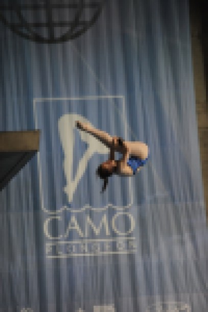 Tereza Vithoulkas a cumulé 317.30 points en sautant de la tour du 10 mètres, lors du Championnat international CAMO.