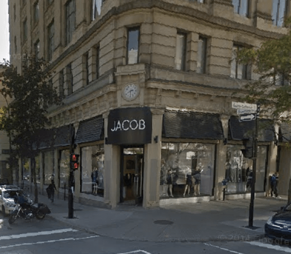 La boutique phare de Jacob a connu des jours meilleurs, comme en témoigne cette image de Google Street View.