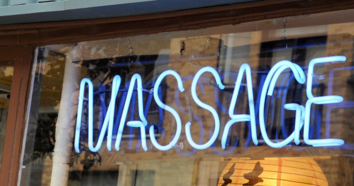 Salons De Massage érotique à Saint Laurent Le Déclin Dun Quartier Chaud 4887