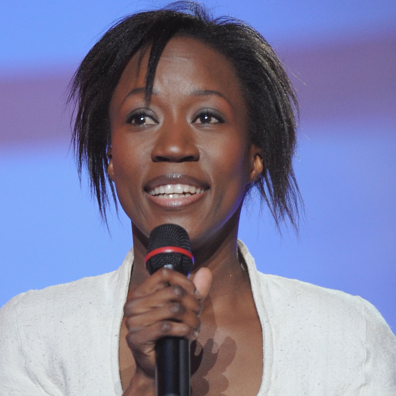 PARIS - FEBRUARY 28:  Singer Rokia Traore reacts on stage as she receives Award for best World Music album of the year during the Les Victoires de la Musique at the Le Zenith on February 28, 2009 in Paris, France.  (Photo by Pascal Le Segretain/Getty Images)