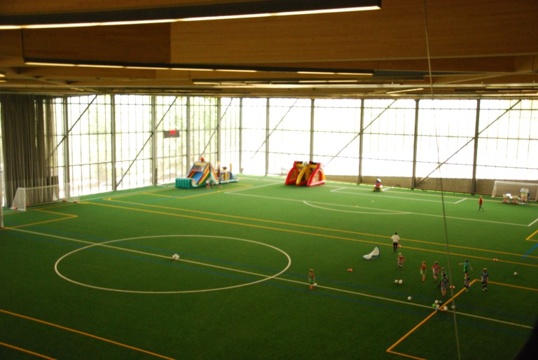 Ouverture d'un nouveau stade de soccer intérieur à Montréal
