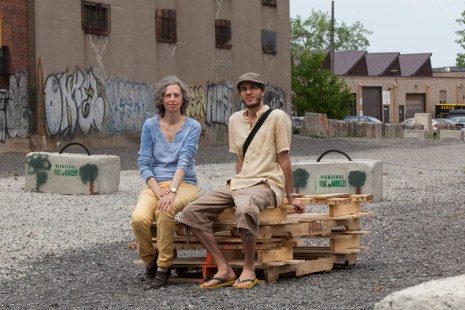 Frances Foster et Simon Van Vliet, des AmiEs du parc des Gorilles. 