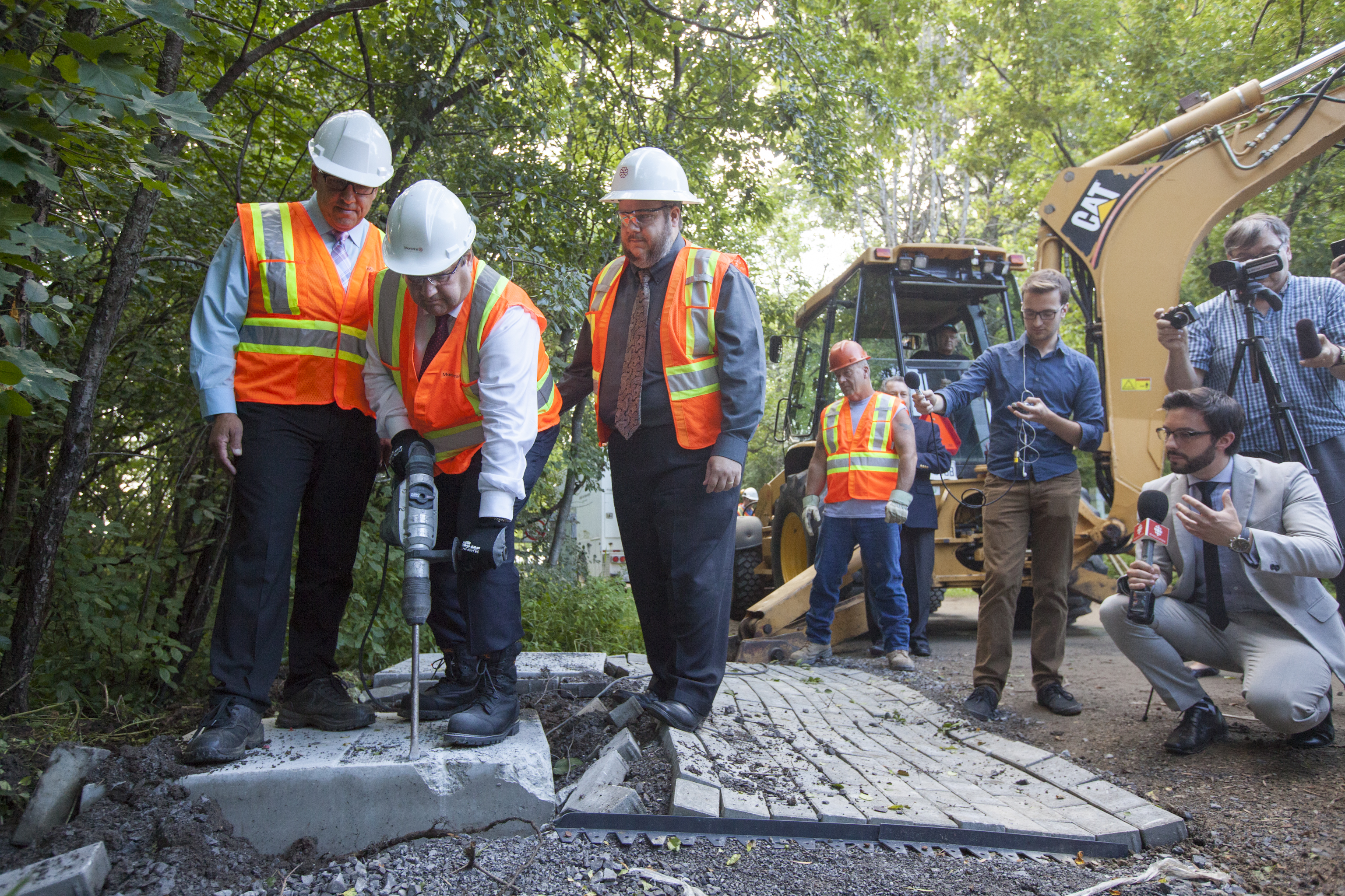 Dalle de béton Denis Coderre