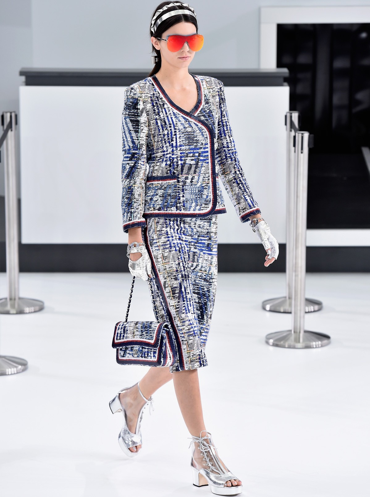 Chanel : Runway - Paris Fashion Week Womenswear Spring/Summer 2016