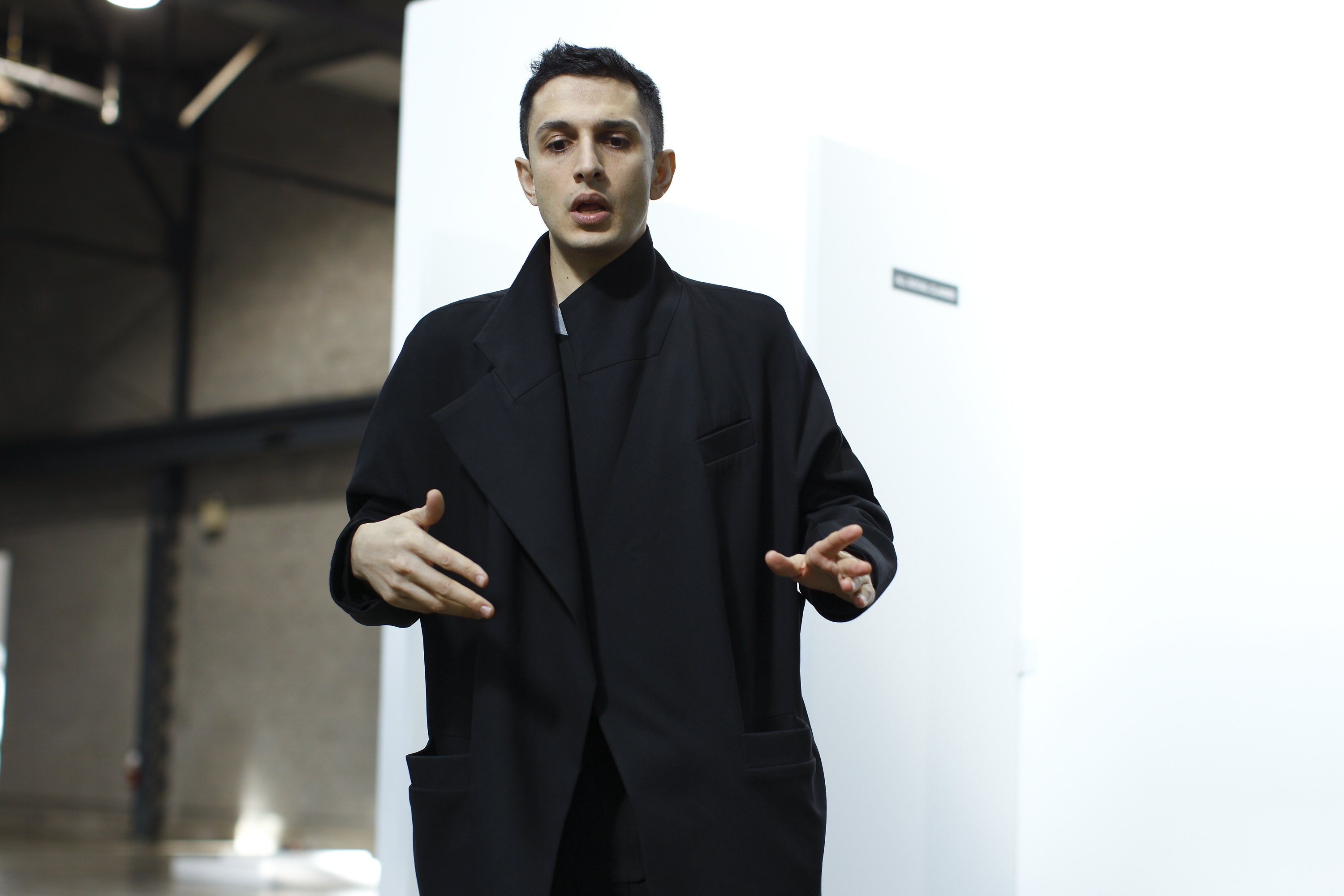 Neutralité: le monde de Rad Hourani