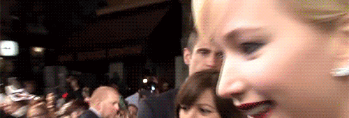 GIF Jennifer Lawrence tapis rouge