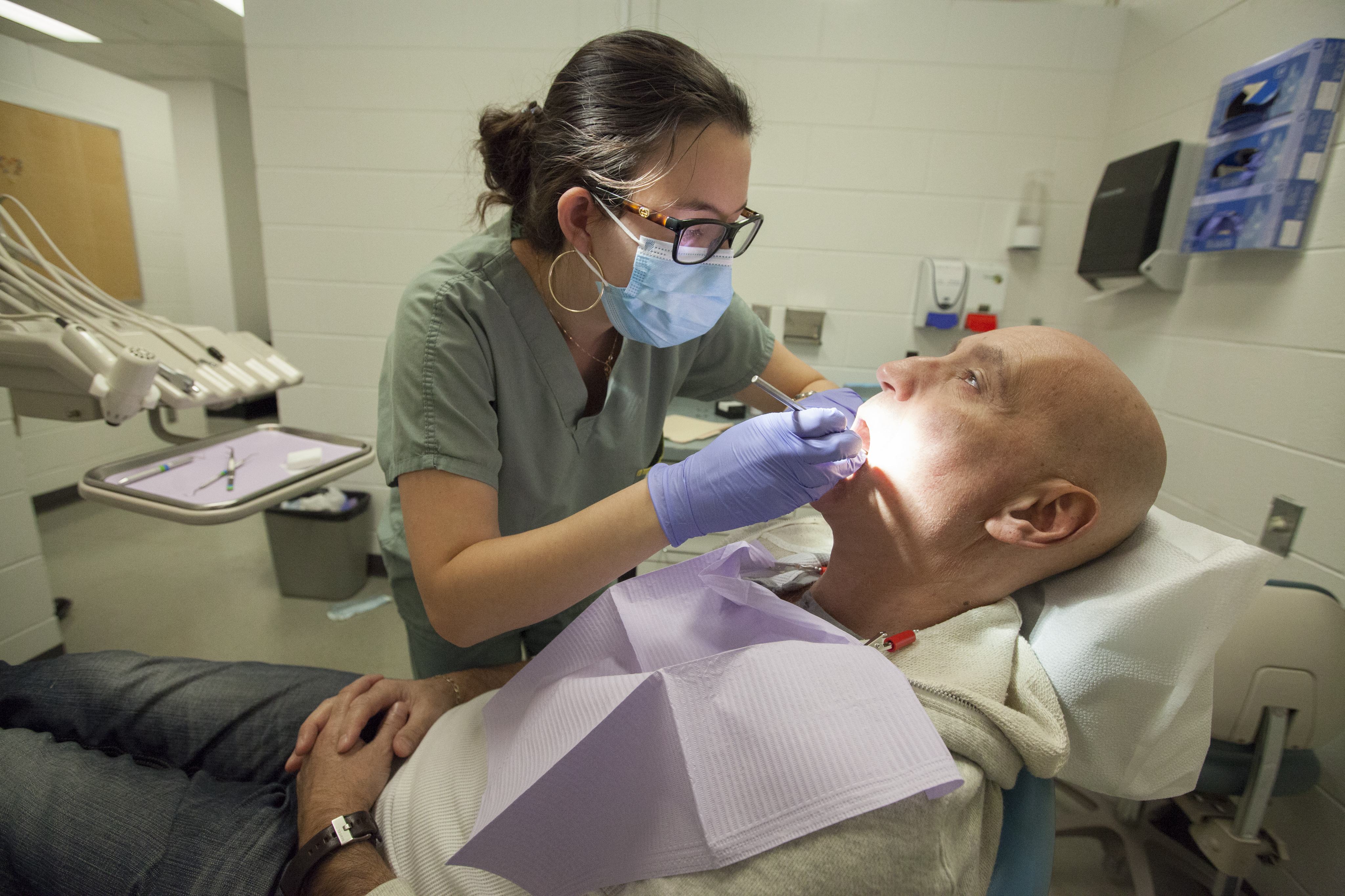 Le chirurgien dentiste