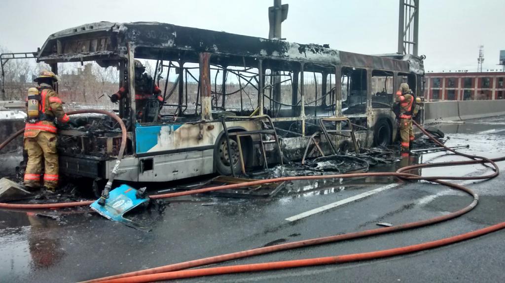 Autobus feu Turcot 4