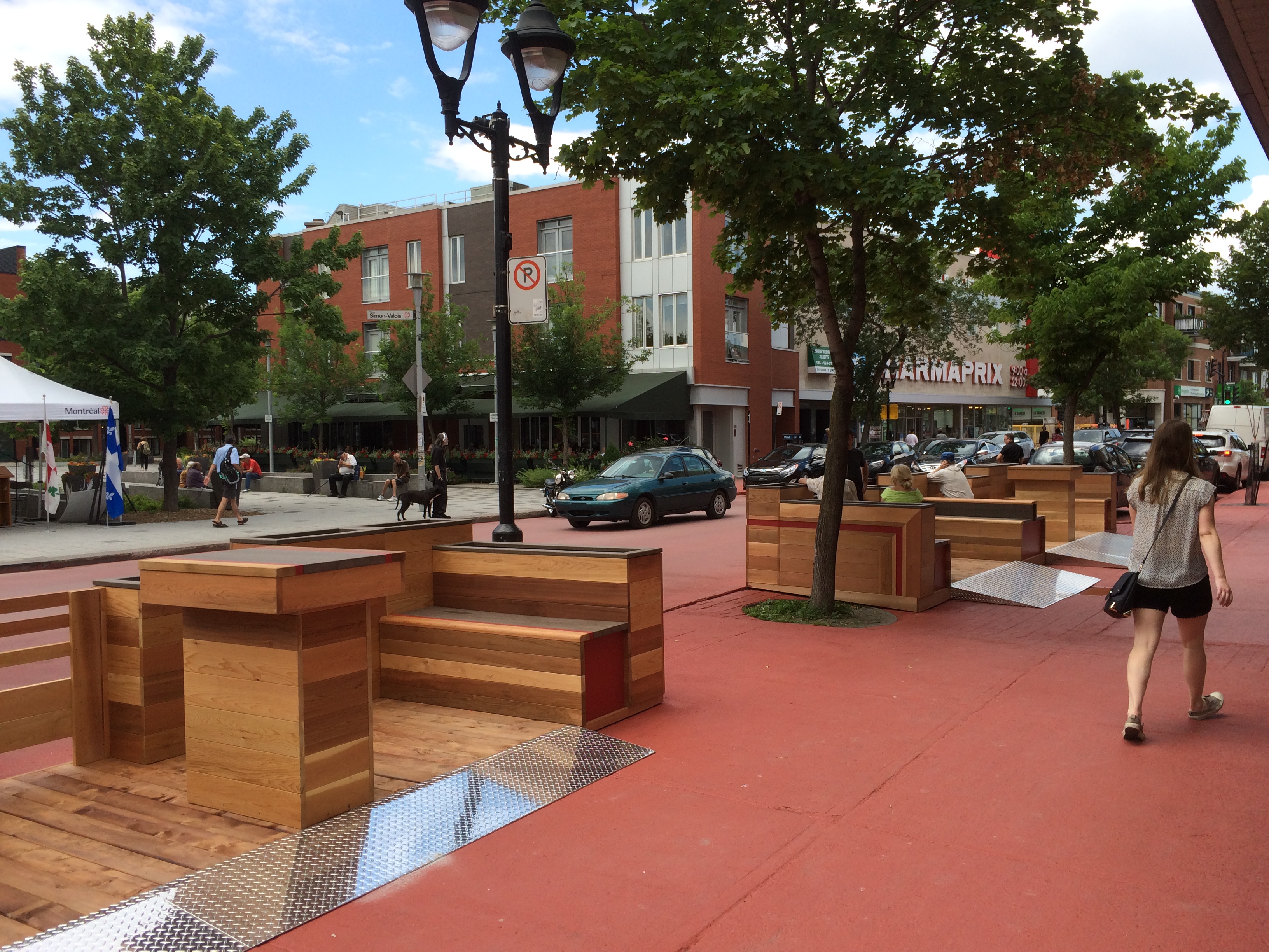 Place pi&eacute;tonne Ontario