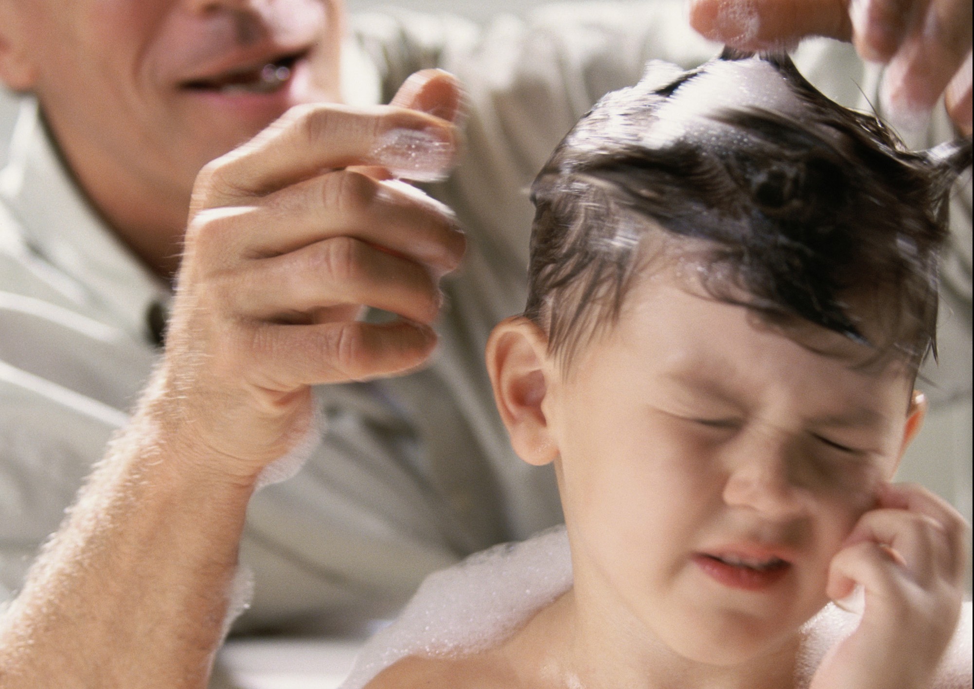 SANTÉ_3 Laver les cheveux_c100