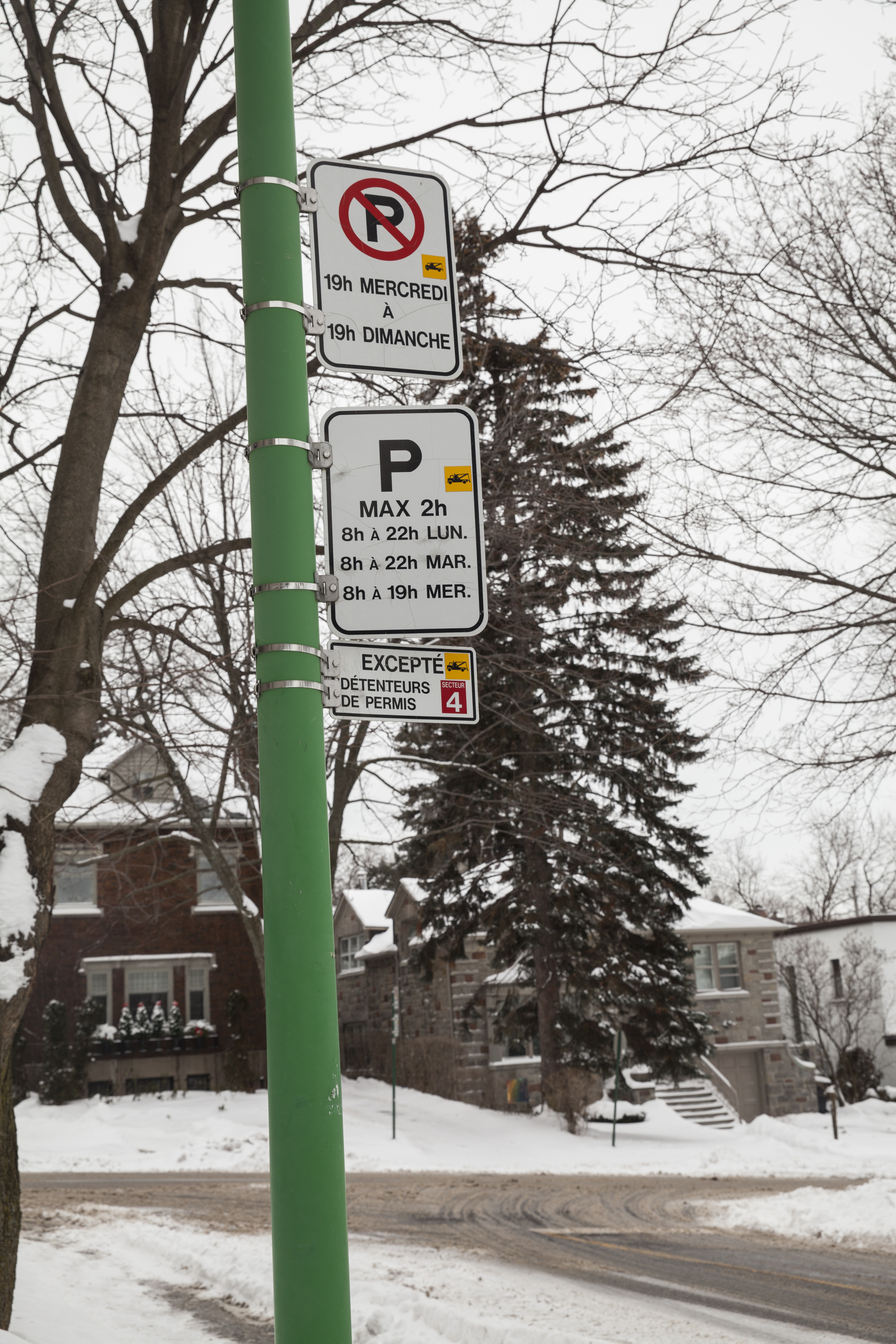 Auto-Mobil et nouvelles vignettes de stationnement pour l'arrondissement d'Outremont.