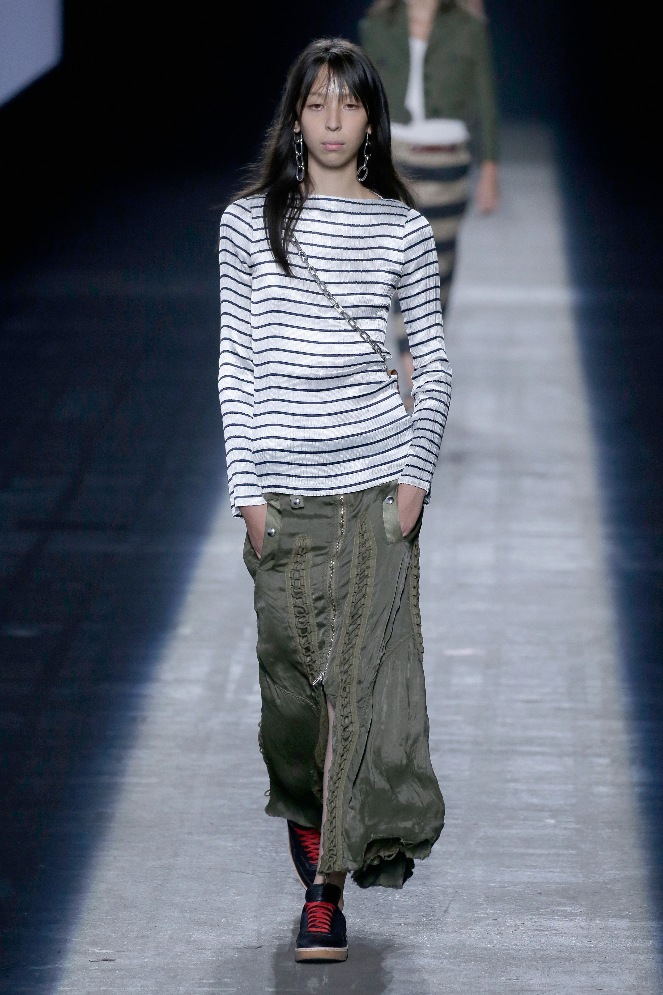 Alexander Wang a propose des rayures dans sa collection printemps-&eacute;t&eacute;. 