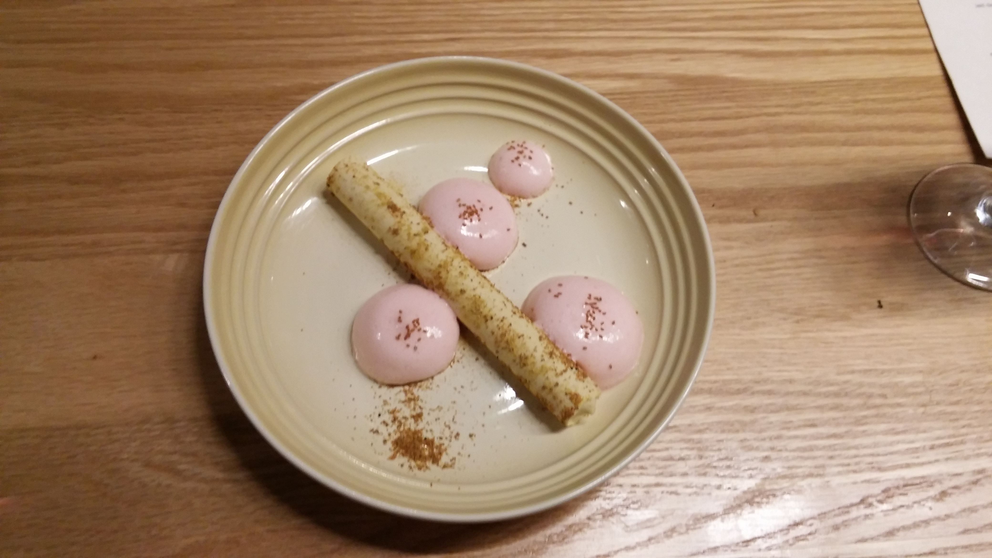 BOUFFE_LE diplomate encadré