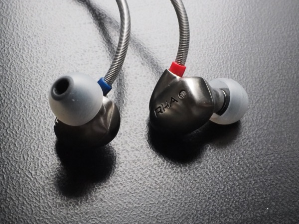 RHA T10i