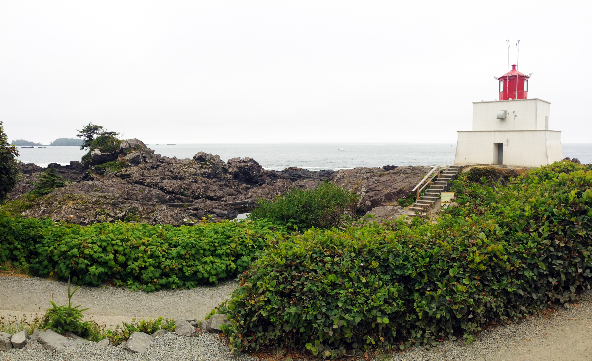 VACANCES Ucluelet phare_c100