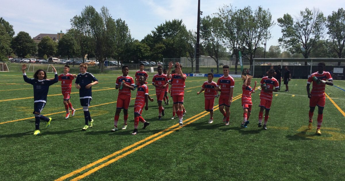 Jeux du Québec l'équipe de soccer de Montréal marque l'histoire