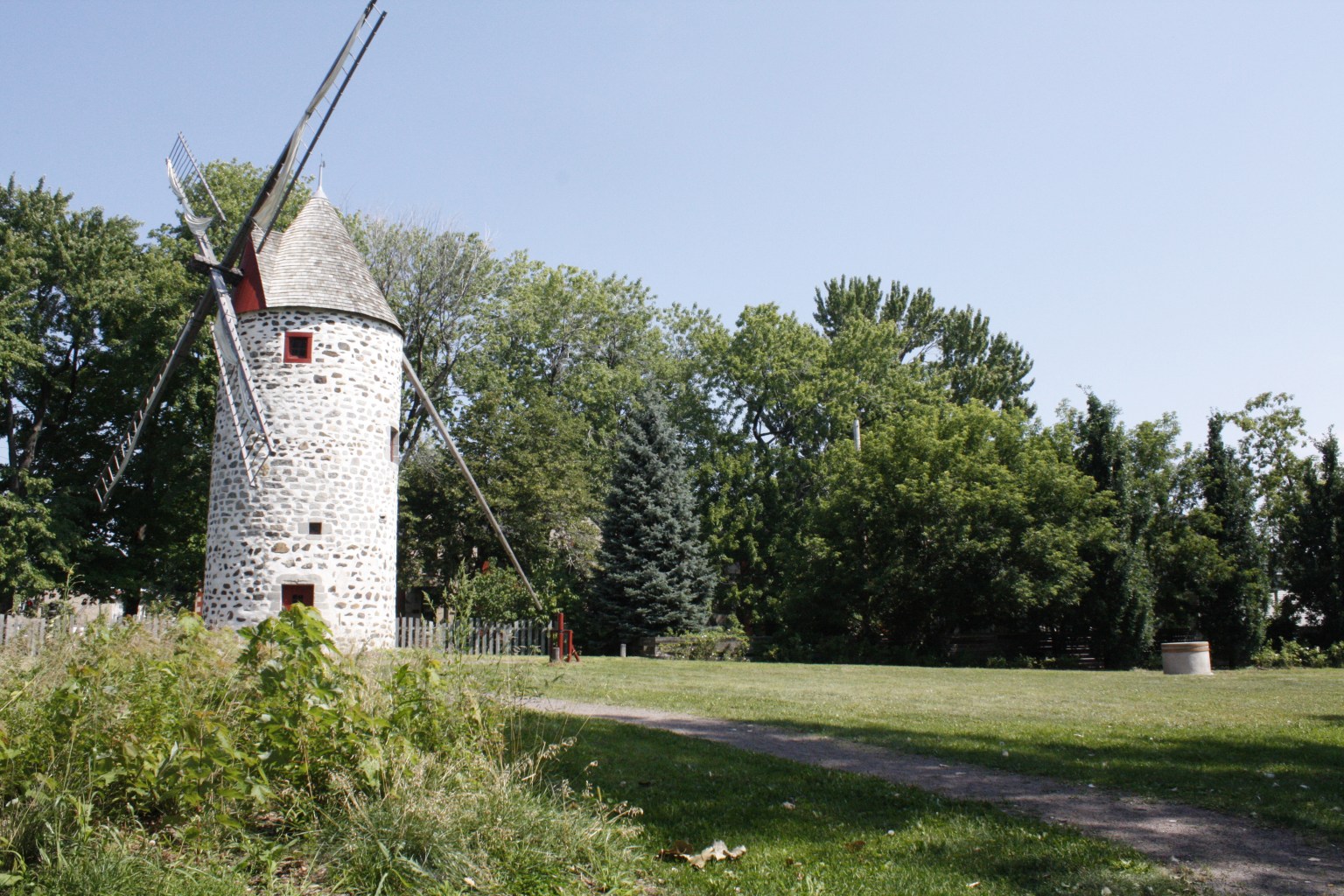 Les cinq faits historiques inusités de PointeauxTrembles