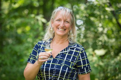 V&eacute;ronique Rivest, sommeli&egrave;re. Cr&eacute;dit: Olivier Lamarre