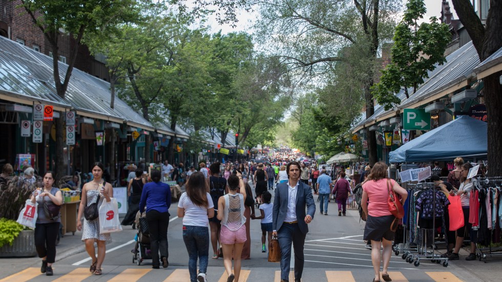 Les citoyens sont appelés à faire part de leur opinion sur la revitalisation de la Plaza St-Hubert.