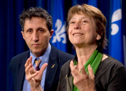 Françoise David députée de Gouin et chef de Québec solidaire et son collègue Amir Khadir, député de Mercier.