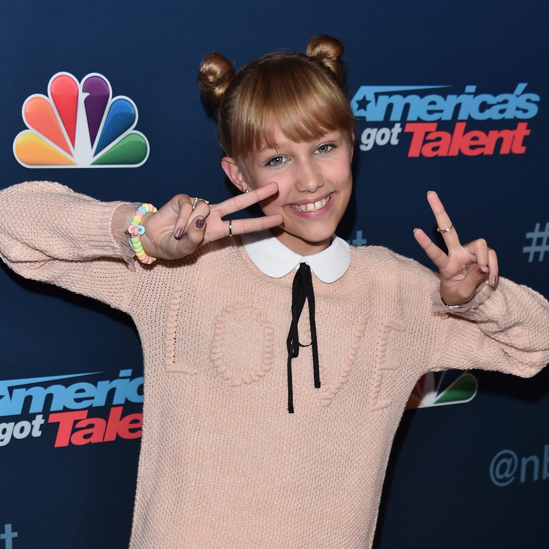 HOLLYWOOD, CA - AUGUST 30: Contestant Grace Vanderwaal attends the "America's Got Talent" Season 11 Live Show at The Dolby Theatre on August 30, 2016 in Hollywood, California. (Photo by Alberto E. Rodriguez/Getty Images)
