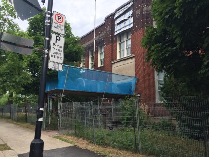 L'école Sainte-Bibiane doit être partiellement démolie et reconstruite afin d'être réhabilitée, selon la Comission scolaire de Montréal.