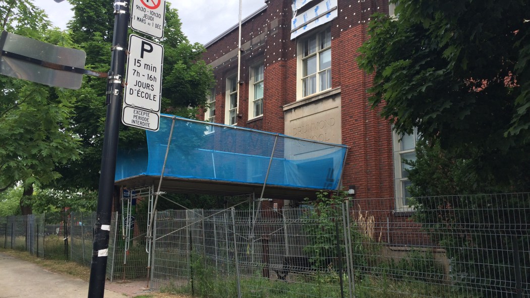 L'école Sainte-Bibiane doit être partiellement démolie et reconstruite afin d'être réhabilitée, selon la Comission scolaire de Montréal.