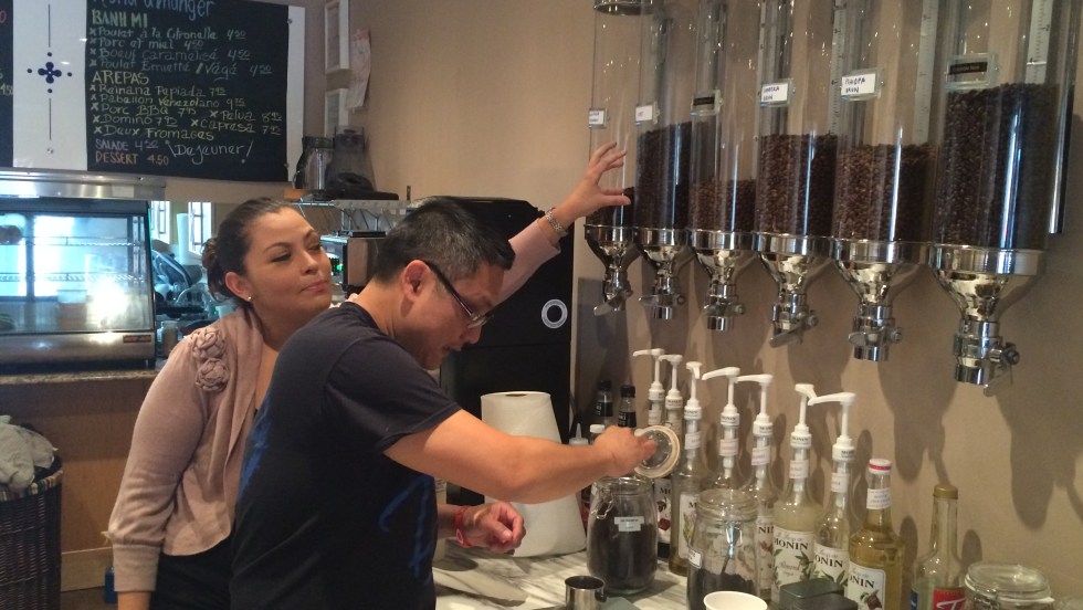 Kim et Yasmin sont copropriétaires du Cà Phê Con Leche, où l'on mélange les saveurs d'Asie et d'Amérique du Sud.