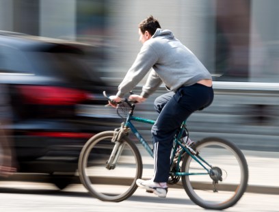 Les pistes cyclables des deux côtés de la chaussés et protégées par une bordure en béton offrent une solution idéale sur les artères selon M. Gadoury.