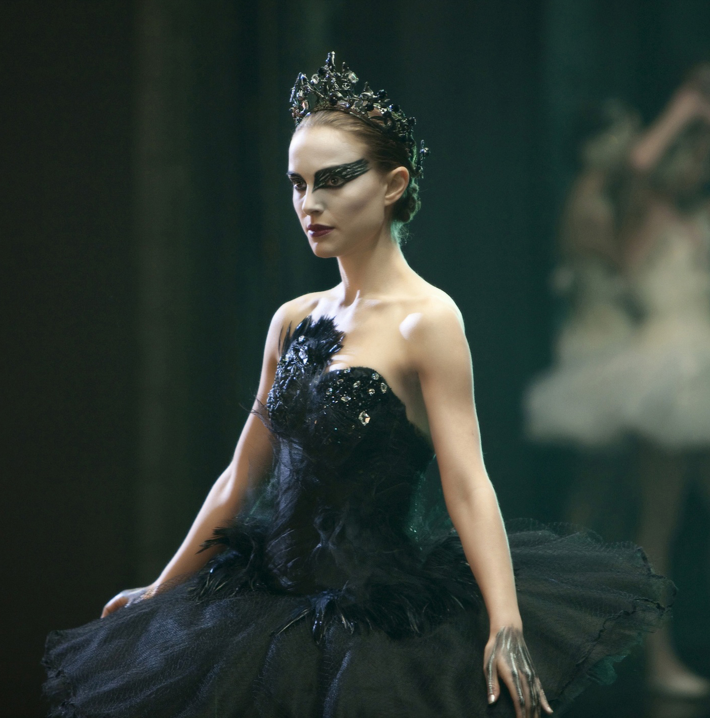art-costumes-black-swan-searchlight_cc