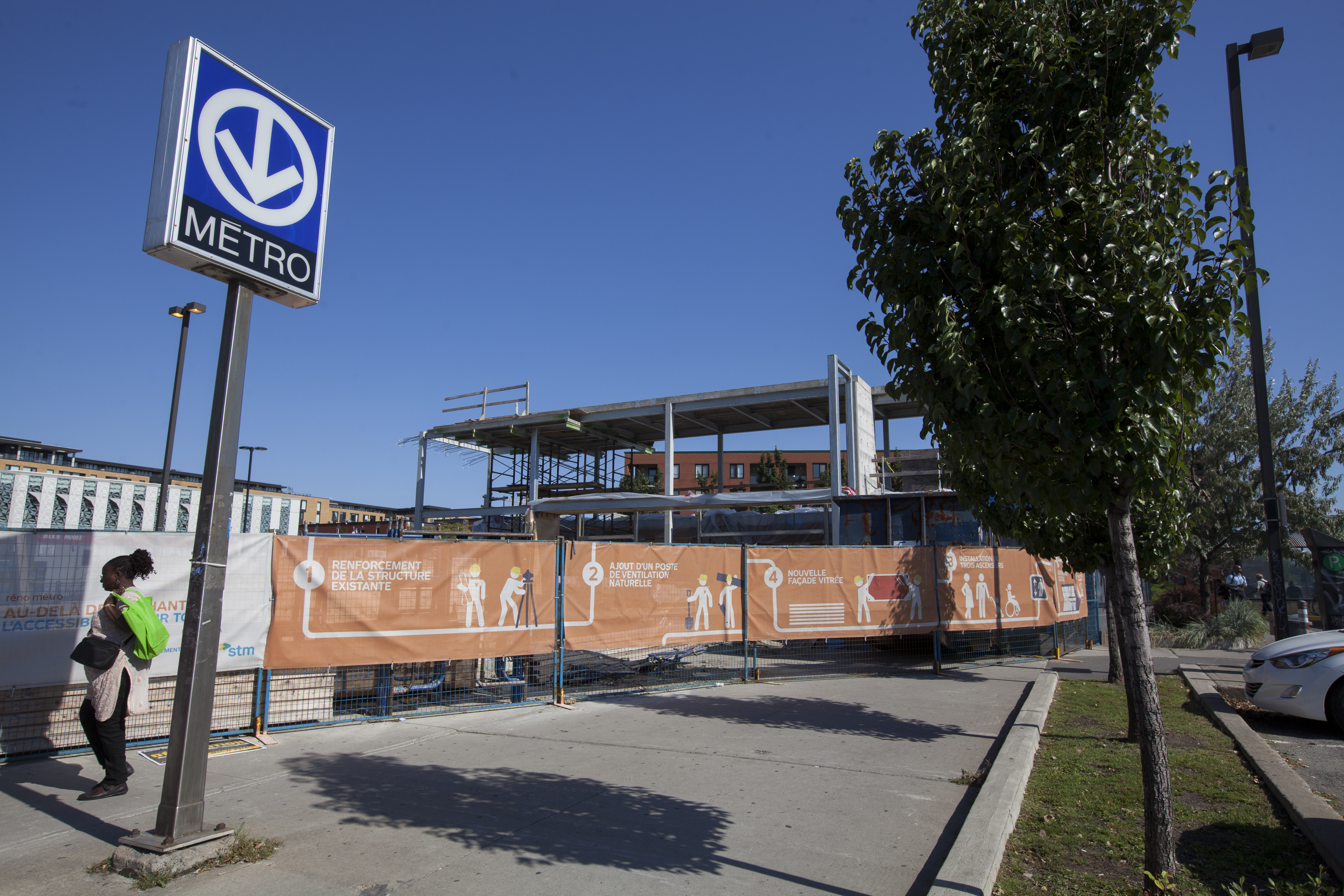 Les 200 logements sociaux prévus sur la station de métro Rosemont verront le jour avec au moins deux ans de retard.