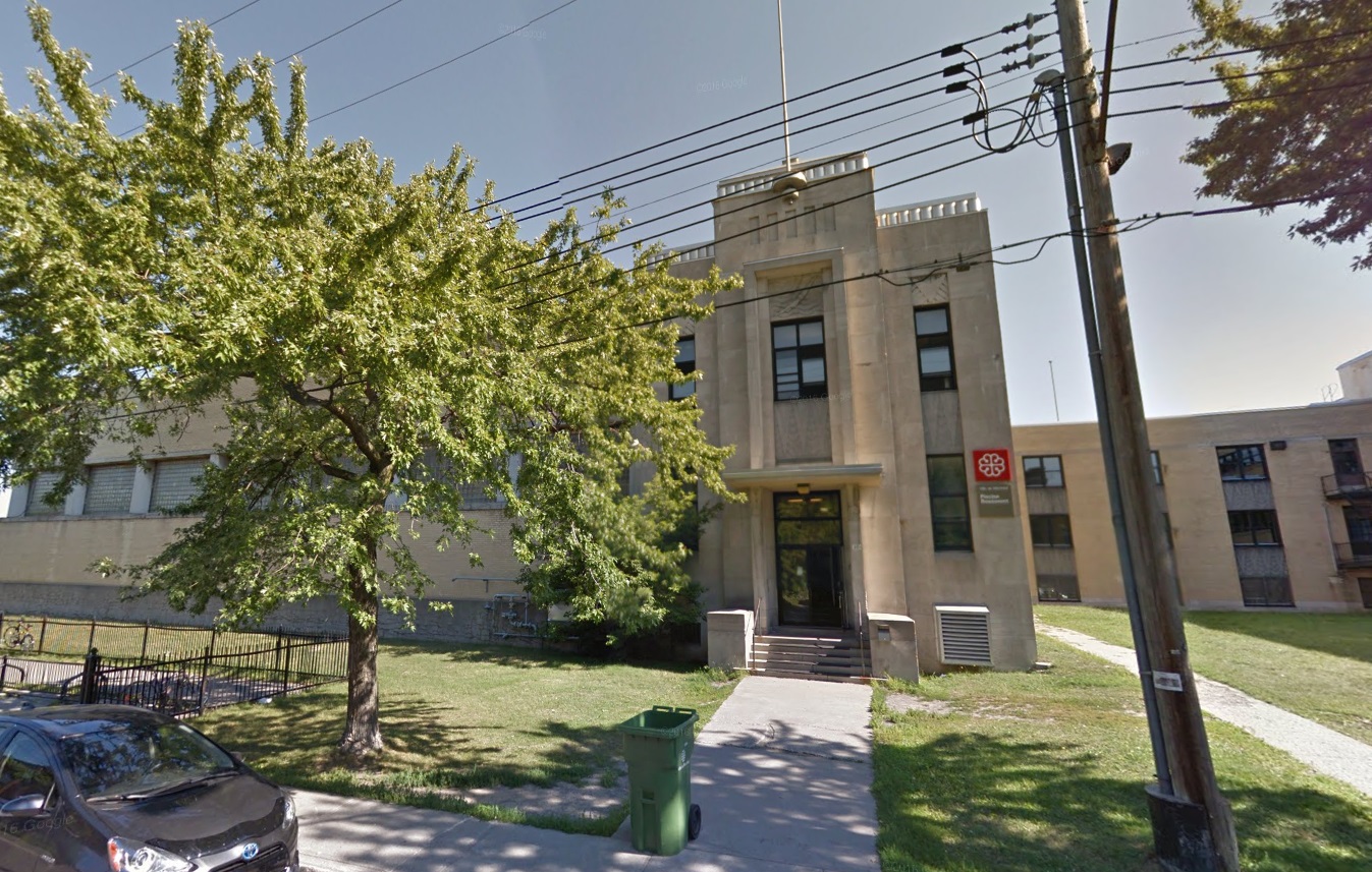 Le nouveau complexe aquatique, qui remplacera l'ancienne piscine Rosemont, n'ouvrira pas ses portes avant 2019.