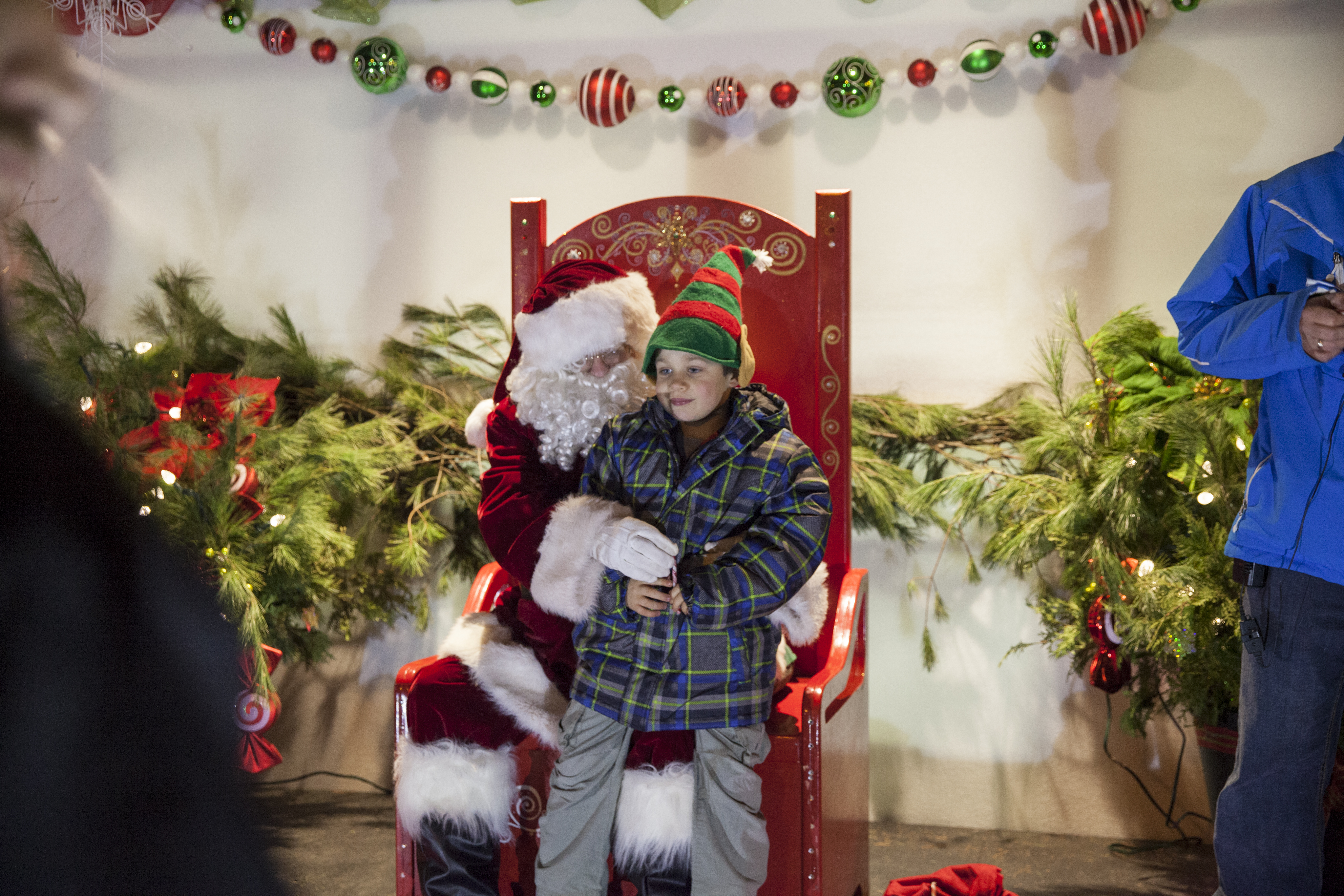 F&ecirc;te de No&euml;l &agrave; Dorval et illumination du sapin pr&eacute;parer par les &eacute;l&egrave;ves.