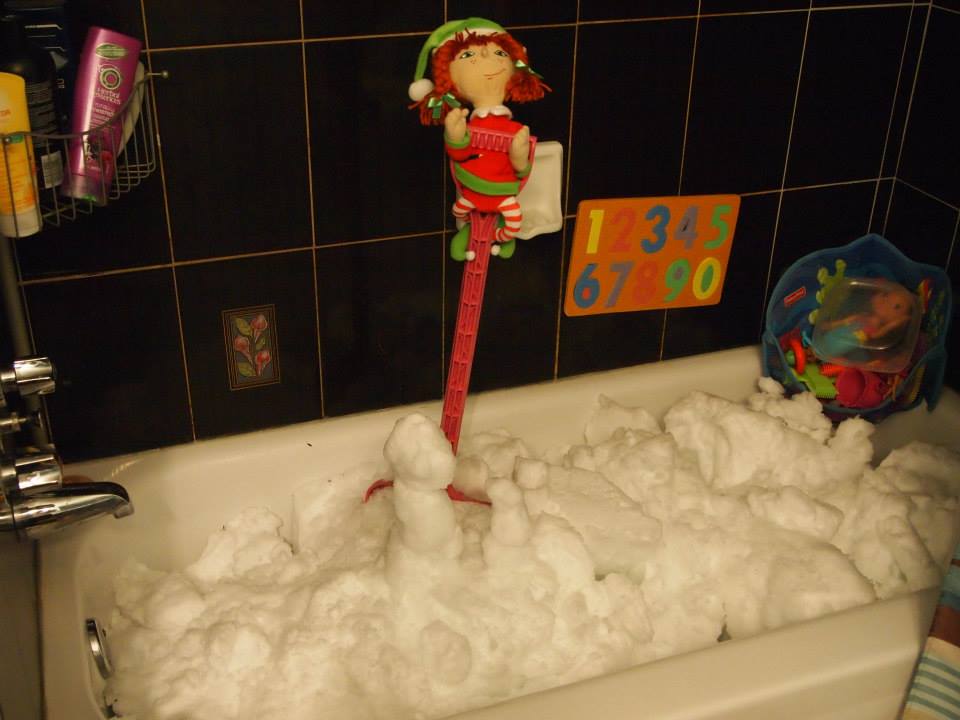 noel-lutins-baignoire-neige